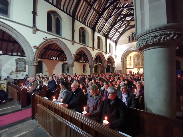 Light up a Life Candle Service at St Andrews Church 