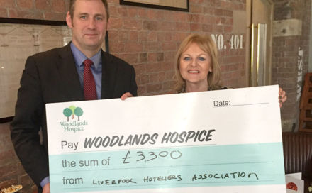 Liverpool-Hoteliers-Association-cheque